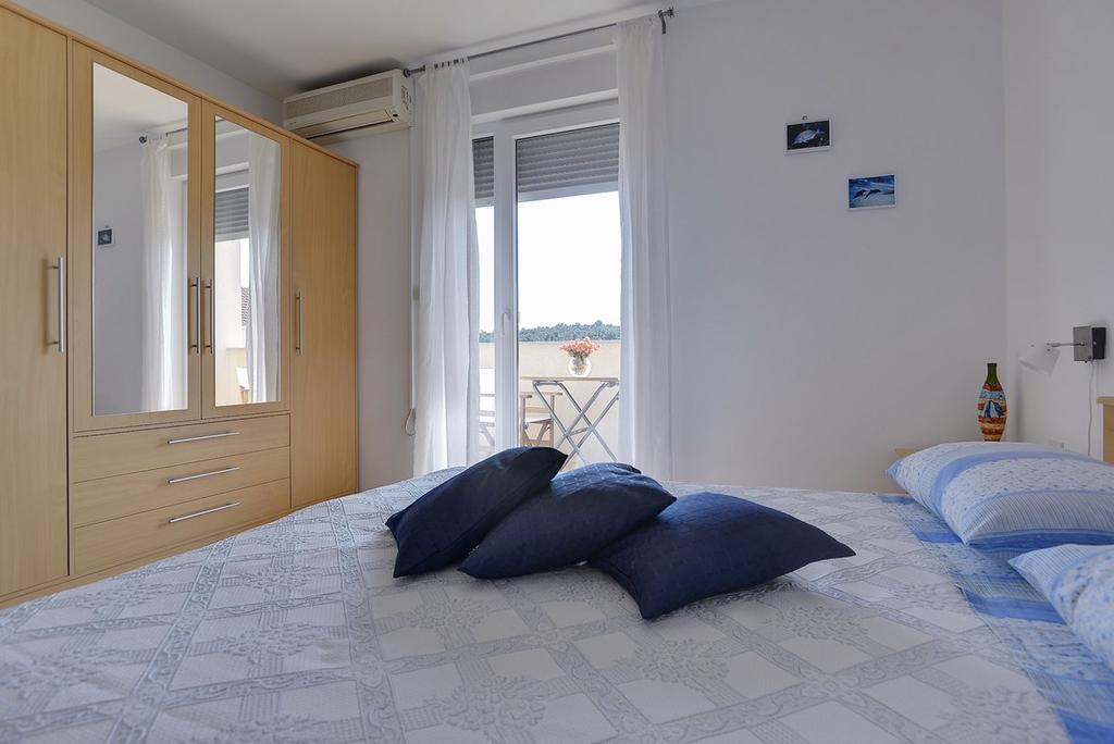 Apartment Frlan Лижнян Экстерьер фото